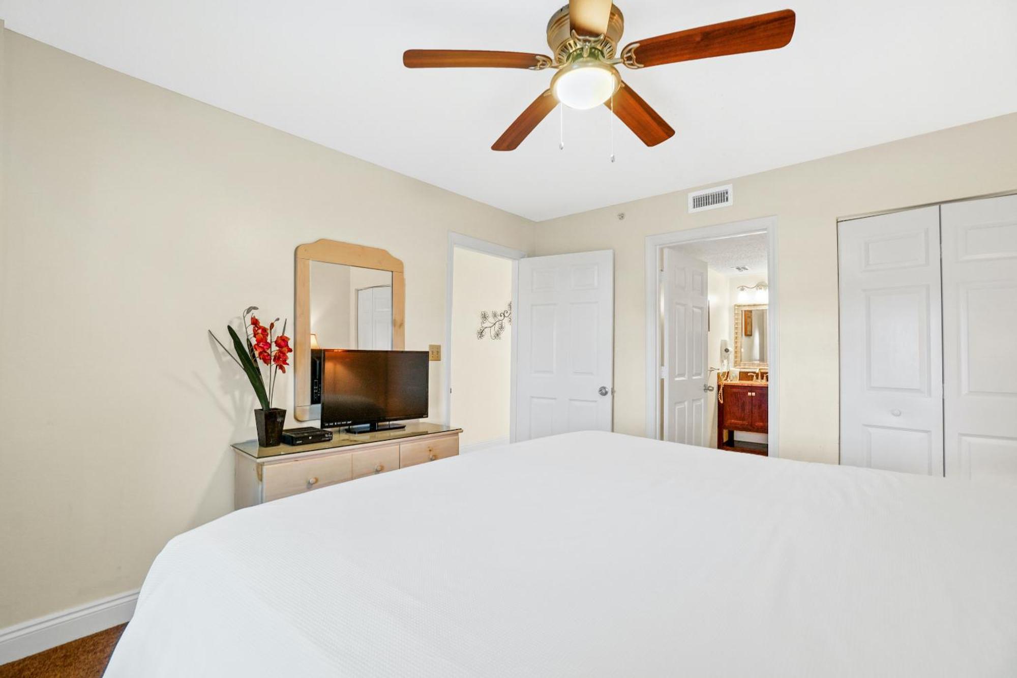 Pelican Beach Resort By Panhandle Getaways 데스틴 객실 사진